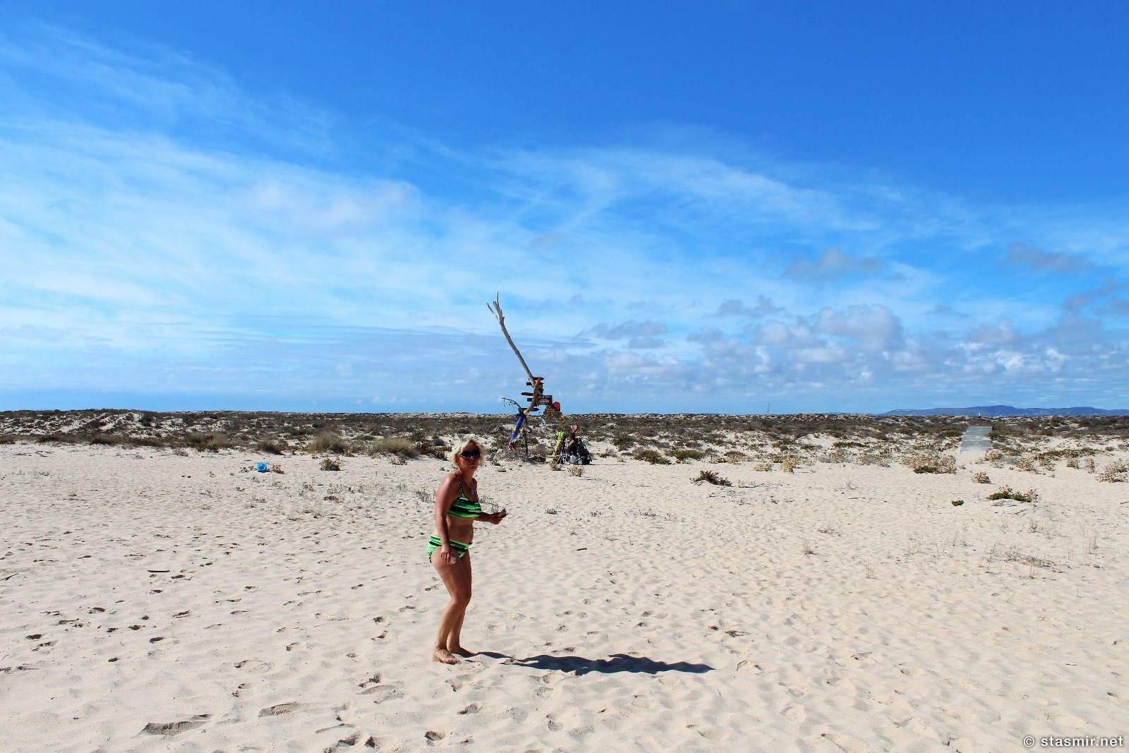 многокилометровые пляжи Ria Formosa или Риа-Формоза похожи только на Мозамбик, Ilha Deserta, Необиатемый остров в Алгарве, Algarve, пляж в Алгарве, фото Стасмир, Photo Stasmir