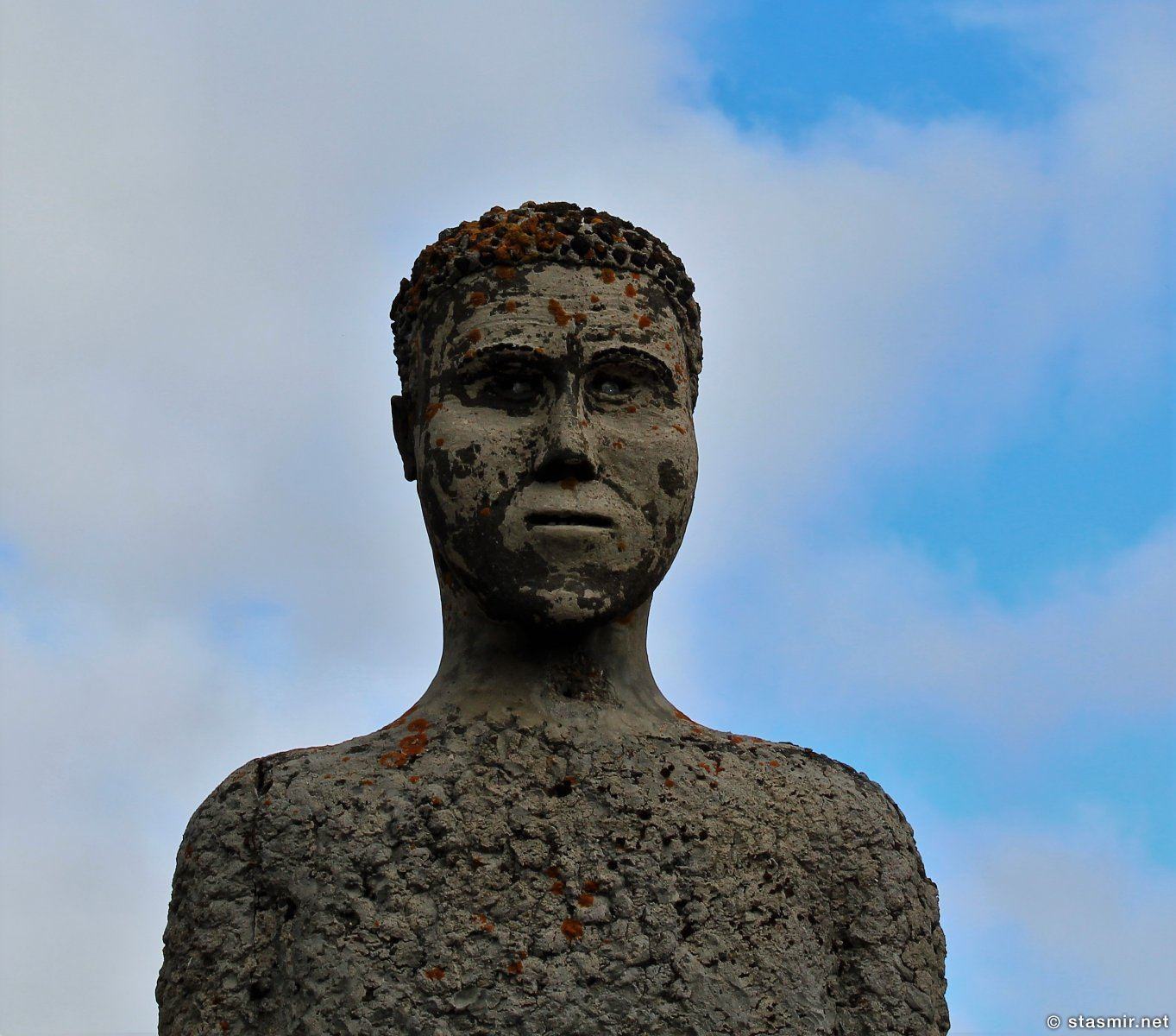 Чудовищная "народная" скульптура затерялась в Западных Фьордах Исландии, фото Стасмир, photo Stasmir