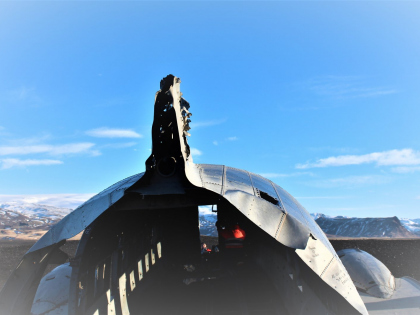 Не все же самолет Douglas фотографировать? Огрызок самолета в черных песках Южной Исландии, фото Стасмир, photo Stasmir, stasmirnet