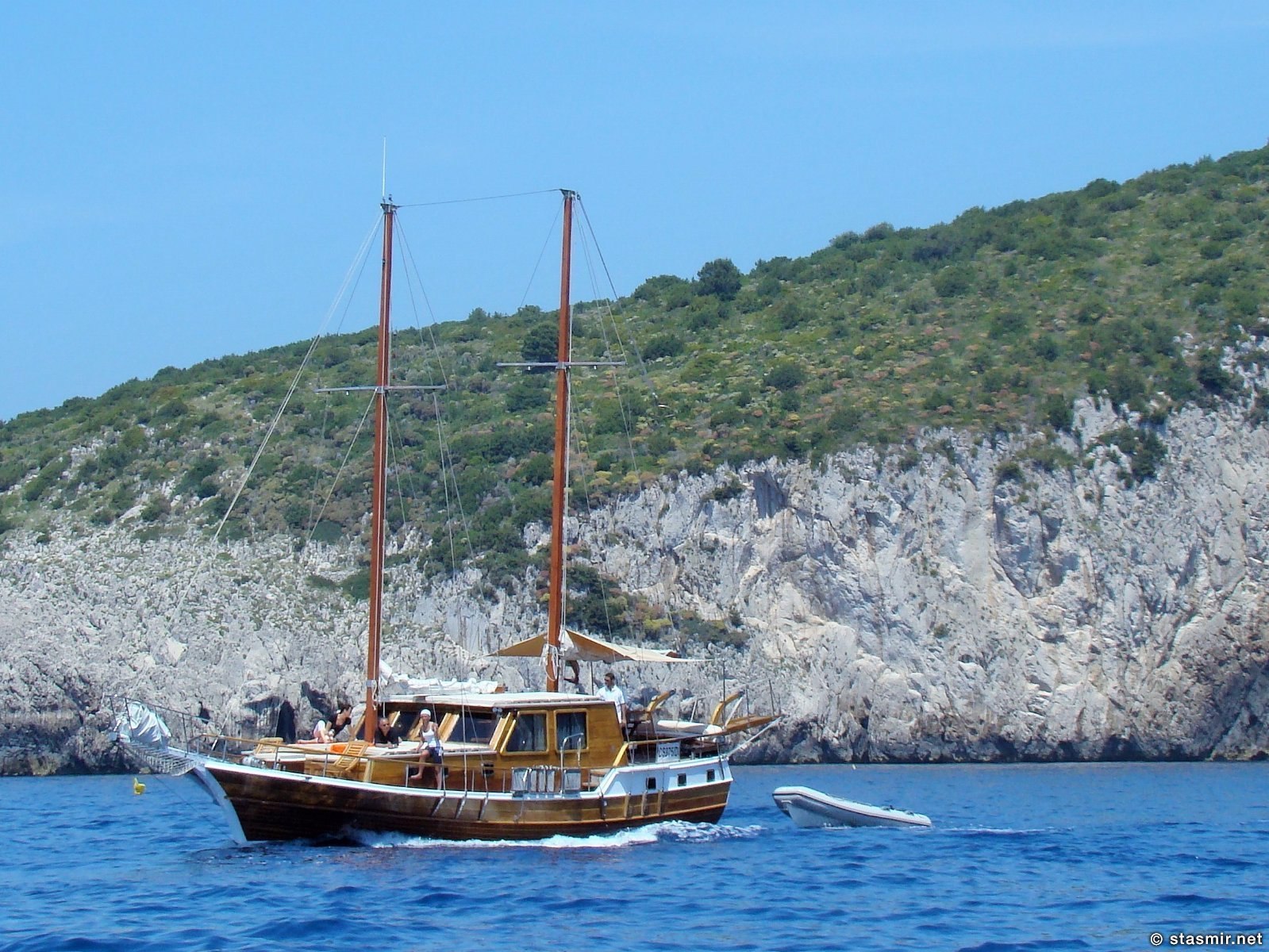 яхта Джека Николсона с йими самими на борту около Капри, фото Стасмир, Photo Stasmir