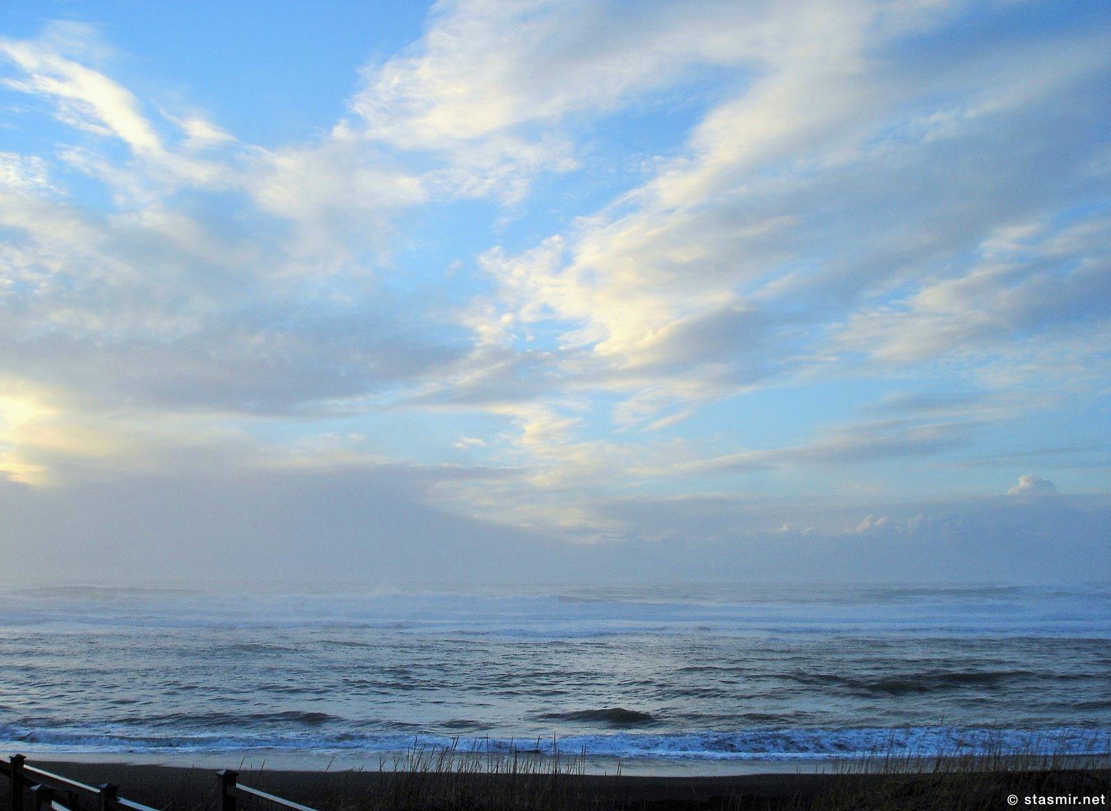 Небо над Атлантическим океаном на Южной Берегу Исландии, вид от ресторана «Hafið Bláa», фото Стасмир, Photo Stasmir