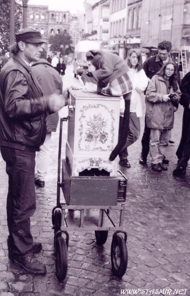 Let the organ grinder go