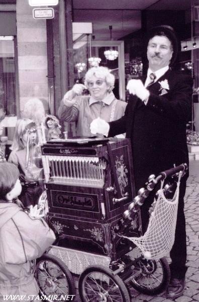Street organ