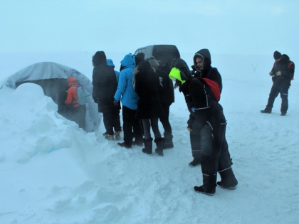 вход в туннель в леднике Лаунгйёкудль, фото Стасмир, photo Stasmir