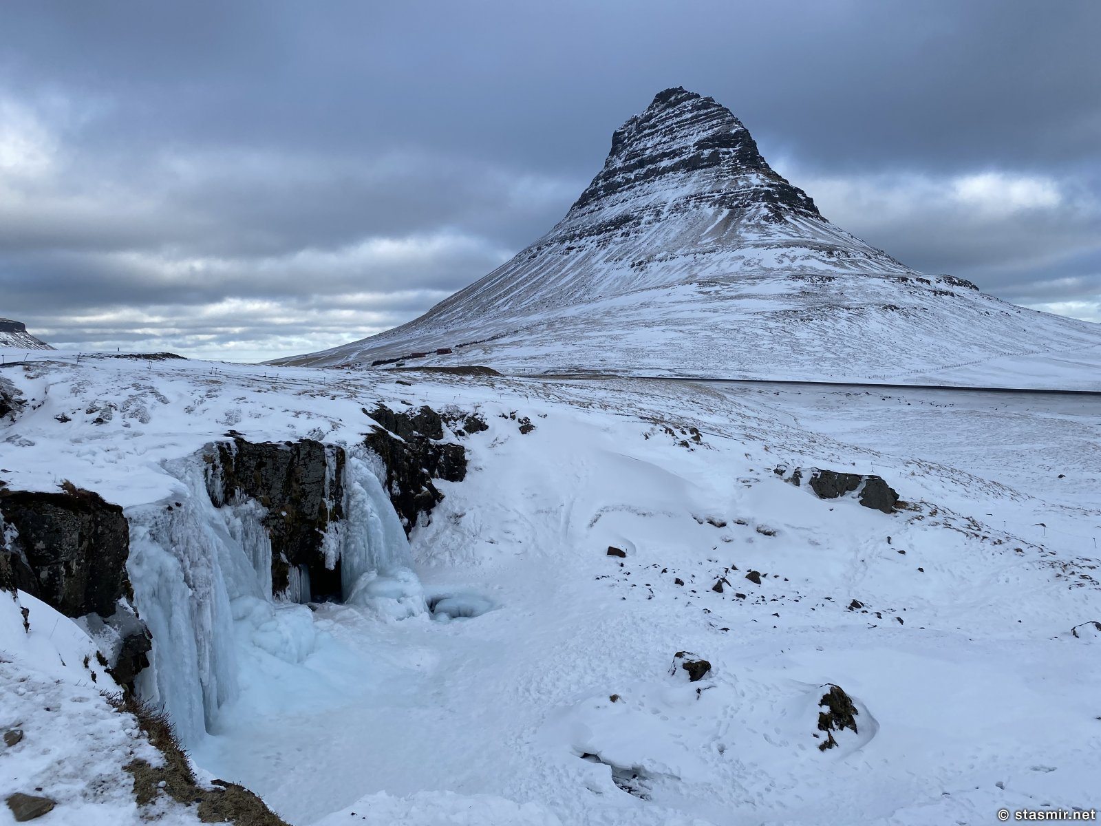 Киркьюфедль, полуостров Снайфедльснес, Западная Исландия, Arrowhead Mountain, photo Stasmir, фото Стасмир