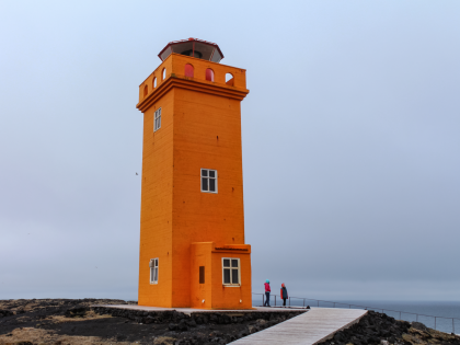 Маяк Свёртулофт (Svörtuloft) на полуострове Снайфедльснес (Snæfellsnes). Фото Стасмир. Photo Stasmir.