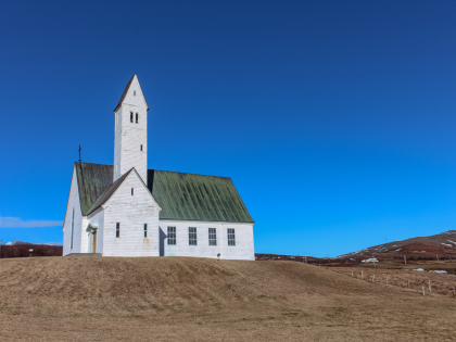 Hallgrímskirkja, Hallgrímskirkja í Saurbæ, Saurbæjarkirkja находится в местечке Сейрбаер (Saurbær) в муниципалитете Hvalfjarðarsveit, регион Западная Исландия. Фото Стасмир. Photo Stasmir.
