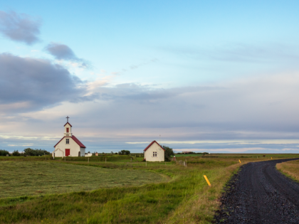 Каулхолтскиркйа или Kálfholtskirkja. Фото Стасмир. Photo Stasmir.