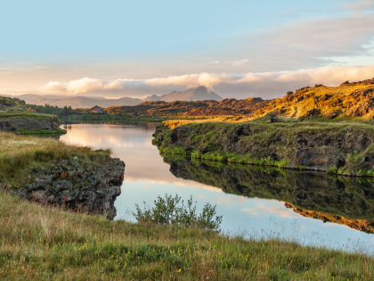 Пейзажи озера Миватн (Mývatn), Северная Исландия. Фото Стасмир. Photo Stasmir.