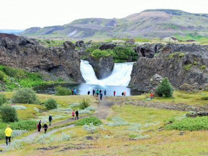 Водопад Хьяулпарфосс, Hjálparfoss, Landmannalaugar, Ландманналёйгар, Ландманналаугар, фото Стасмир, Photo Stasmir