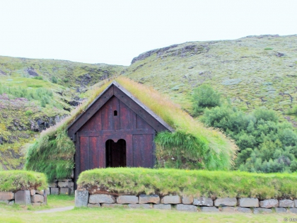Þjóðveldisbærinn Stöng, копия древней исландской фермы, Лидвельдисбаер, Þjórsárdalur, фото Стасмир, Photo Stasmir