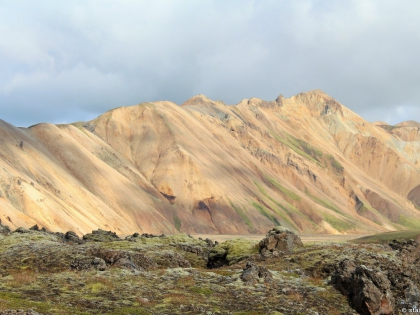 риолитовые горы, риолит, желтые горы, туристическая база Ландманналёйгар, фото Стасмир, photo Stasmir, Landmannalaugar