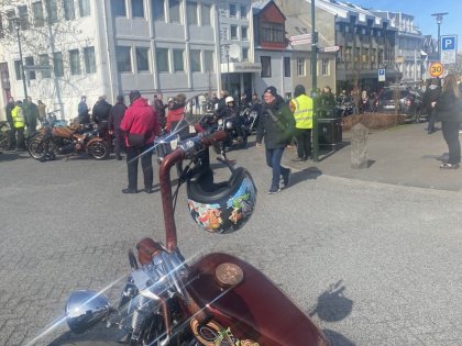 Байкеры в центре Рейкьявика перед первомайским шествием, фото Стасмир, photo Stasmir