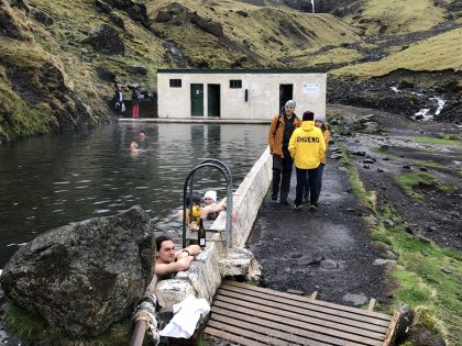 Заброшенный бассейн на южном берегу Исландии популярен, но мне не мил. Фото Стасмир, Photo Stasmir