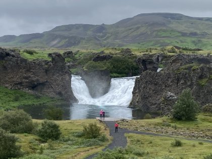 Помогающий водопад Hjálparfoss, photo Stasmir, фото Стасмир
