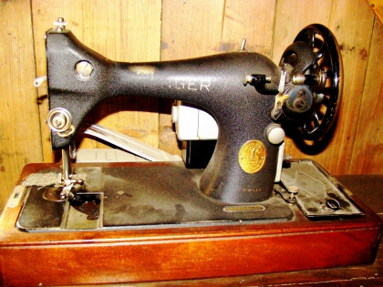 швейная машинка Зингер в музее Скоугар, фото Стасмир, photo Stasmir, Skógar