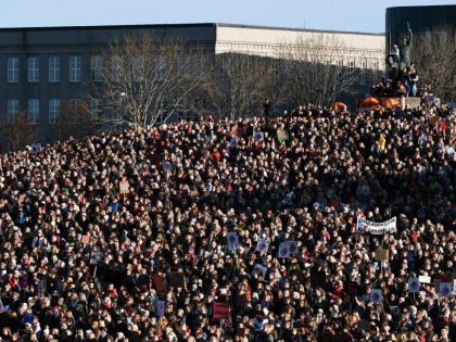 Icelandic wormen's strike 24 October 2023, photo from Icelandic press