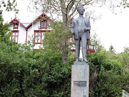 olafur thors, памятник Премьеру Исландии, из исландской престы