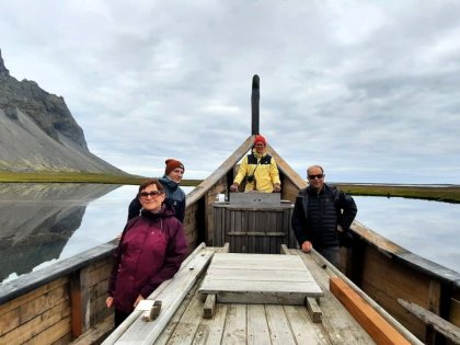 Городок викингов в восточной Исландии, ладья и моя недавняя группа, фото Стасмир, Photo Stasmir