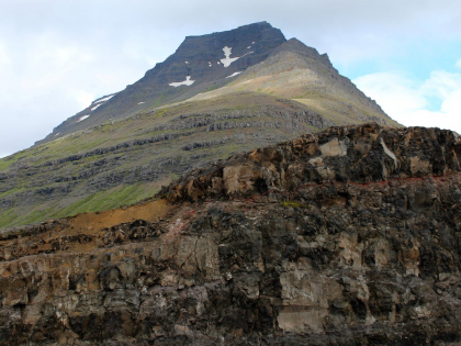 Гора где-то в Восточных Фьордах Исландии, фото Стасмир, photo Stasmir