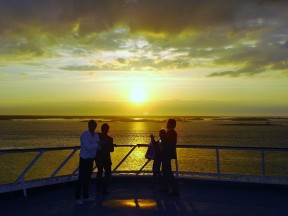 Паром из Хельсинки в Стокгольм