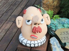 пастор Шлаг, пастор, священник, лютеранский пастор, Петра Стейнасафн, Steinsafn Petru, каменная коллекция Петры, Стодварфьордур, Петра Свейнсдохтир, Стасмир, Станислав Смирнов, Стасмир Исландский, Стасмир Трэвэл