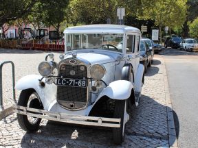 Красивая машинка в Лиссабоне, фото Стасмир, Photo Stasmir